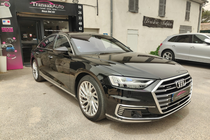 AUDI A8