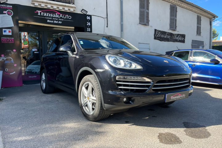 PORSCHE CAYENNE