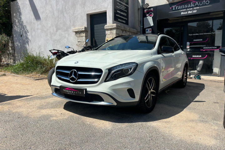 MERCEDES CLASSE GLA