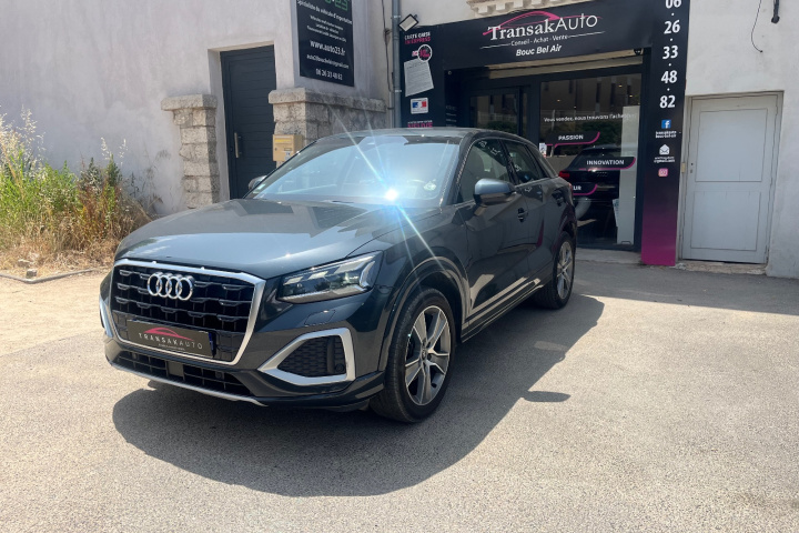 AUDI Q2