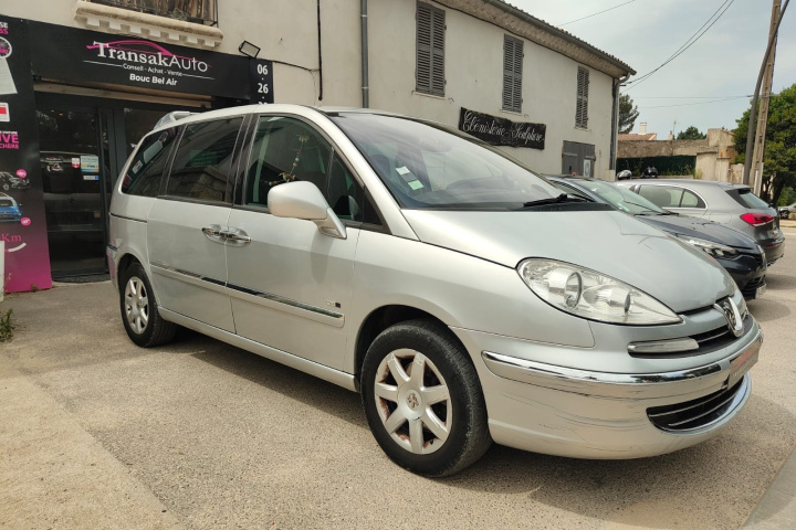 PEUGEOT 807