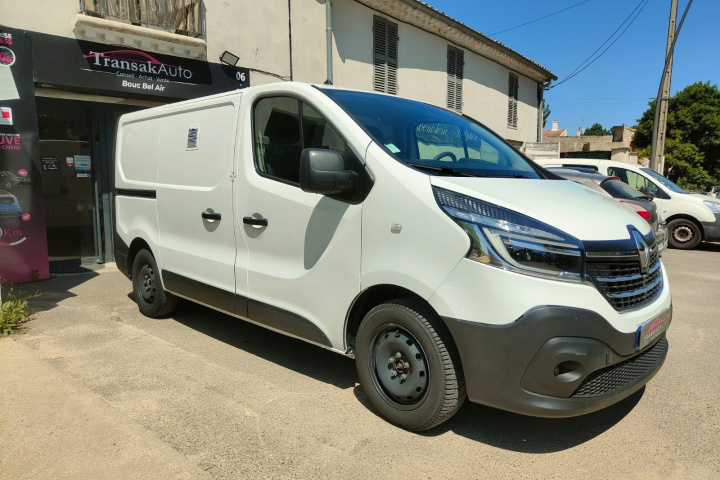 RENAULT TRAFIC FOURGON