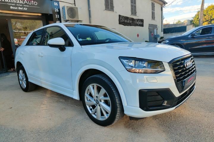 AUDI Q2