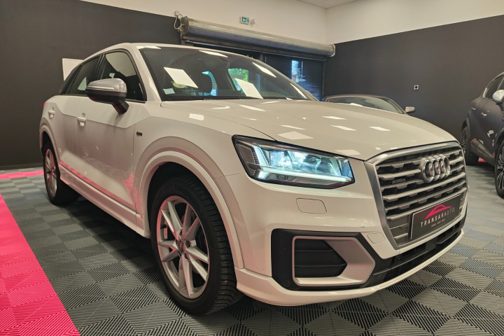 AUDI Q2