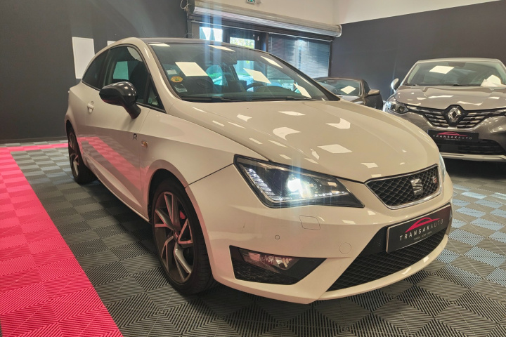 SEAT IBIZA