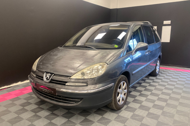 PEUGEOT 807
