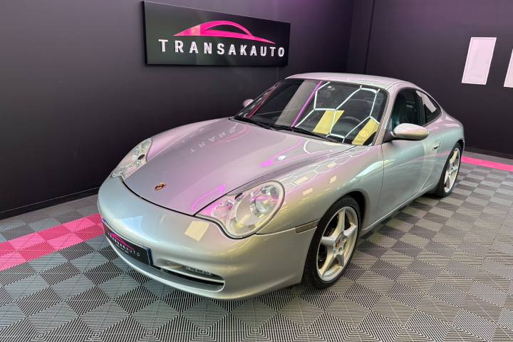 PORSCHE 911 CARRERA 4 COUPE 996