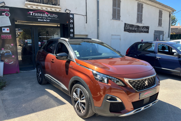 PEUGEOT 3008