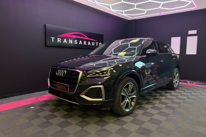 AUDI Q2