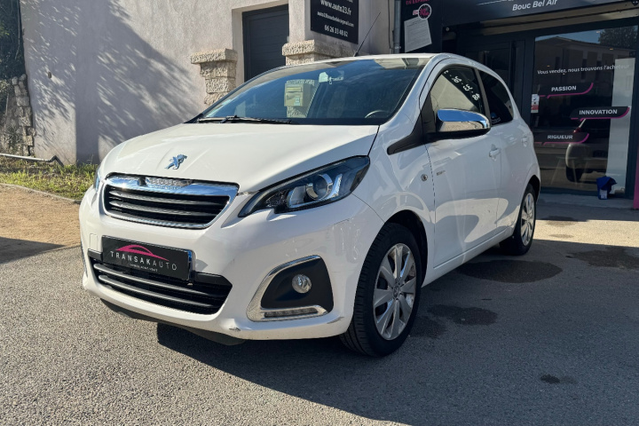 PEUGEOT 108