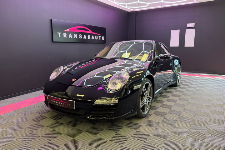 PORSCHE 911 CARRERA 4 COUPE 997