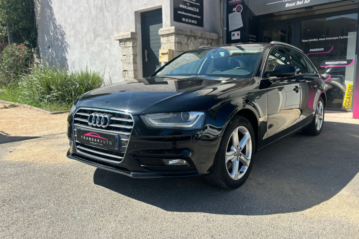 AUDI A4 AVANT